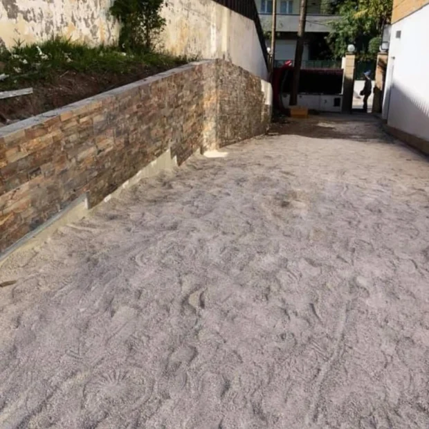 Depois — zona exterior concluída