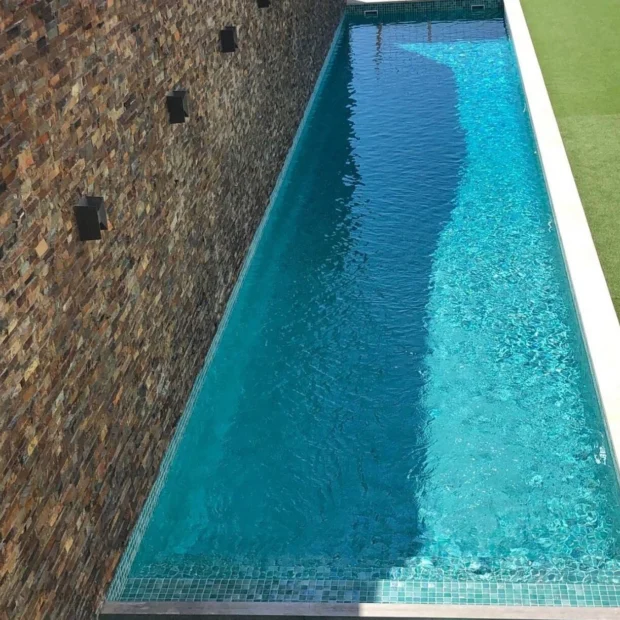 Depois — piscina concluída