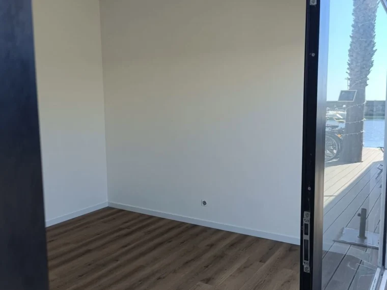 Commercial space finished