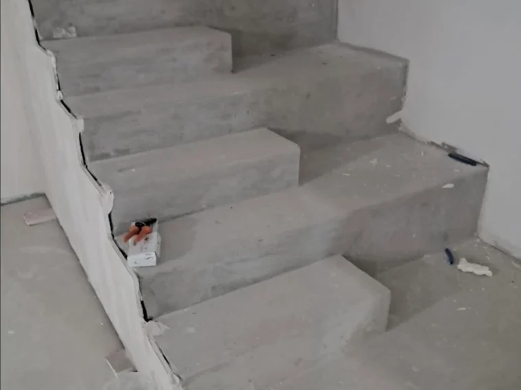 Estrutura de escada em betão