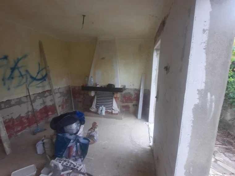 Room under construction, before the microcement goes on