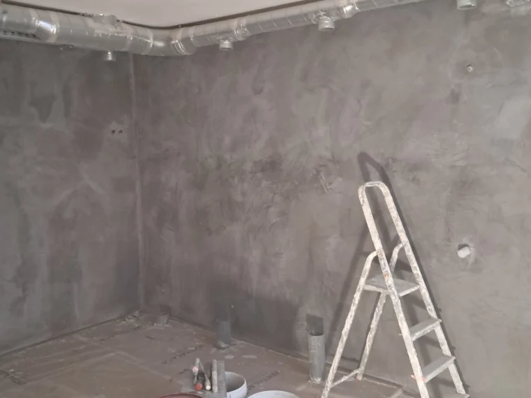 Applying microcement to walls