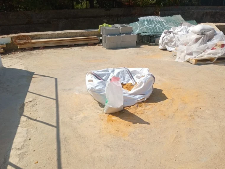 Preparação de terreno e materiais em obra